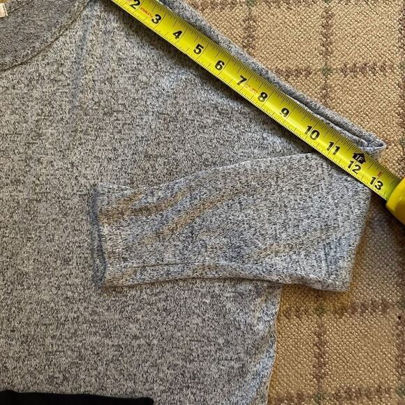 Mod Ref grey knit crew neck with 2 black pockets and batwing sleeves S - Picture 10 of 12